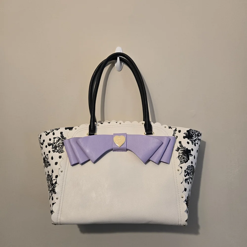 beautiful Y2K rare Betsey Johnson purse tote bag - Picture 2 of 11
